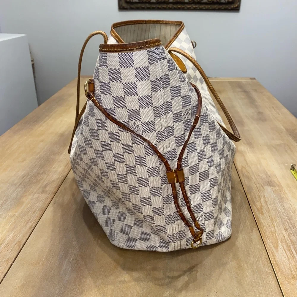 Louis Vuitton Never-full Large White and Gray Checkered Tote